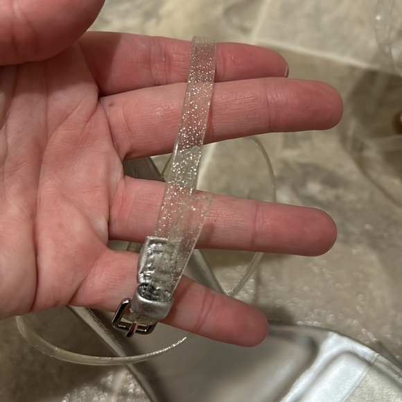 Marc Fisher Like New Calisty Strappy Heeled Silver/Clear Sandal 10 - Picture 6 of 16